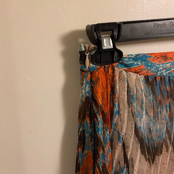 Robbi & Nikki Maxi Skirt - Picture 7 of 7